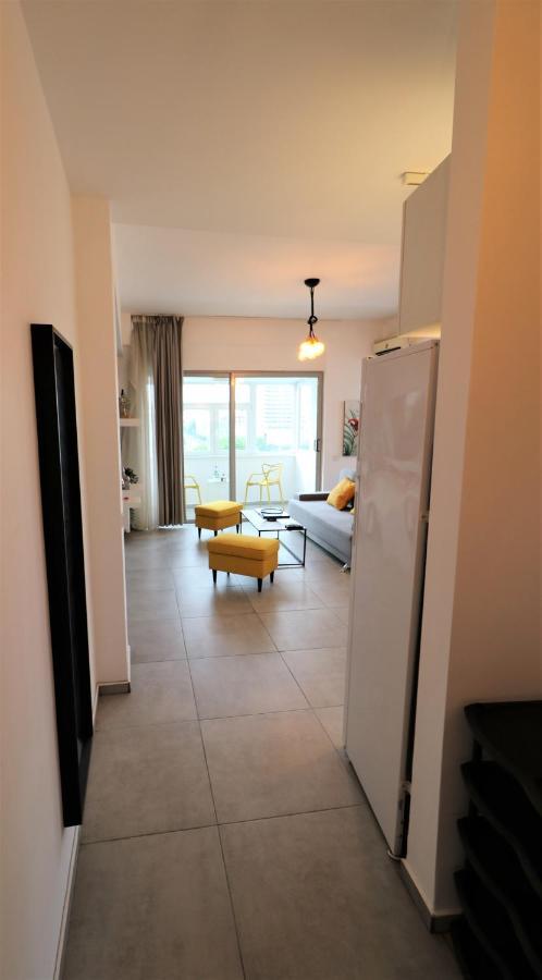 Serenity Heights Apartment: A Panoramic Haven Near Old Town - Free Minibar 부쿠레슈티 외부 사진